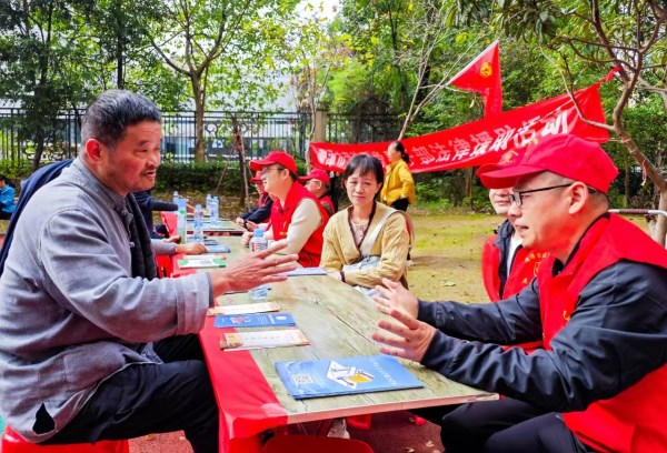 江西鹰潭市司法局：法律服务进社区，老干部党支部引领老律师共筑法治桥梁