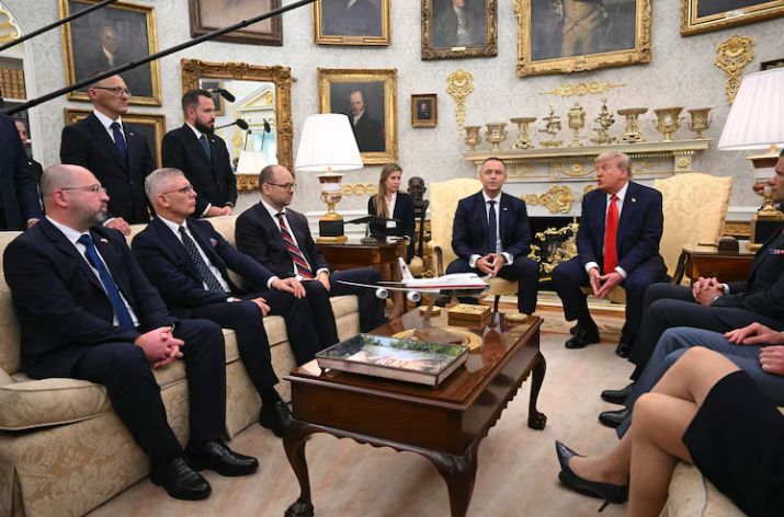 特朗普表示，他正在考虑向新奥尔良派兵