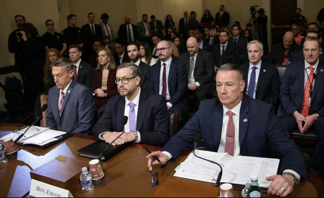 移民问题听证会上，ICE与CBP官员就执法策略遭质询